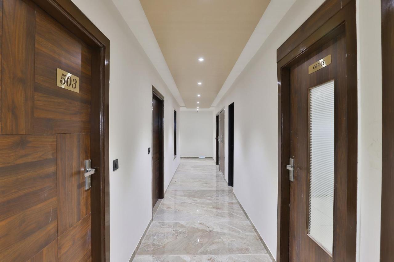 Oyo 16604 Hotel Sparsh Inn Ahmedabad Extérieur photo
