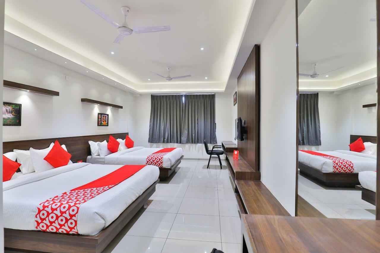 Oyo 16604 Hotel Sparsh Inn Ahmedabad Extérieur photo